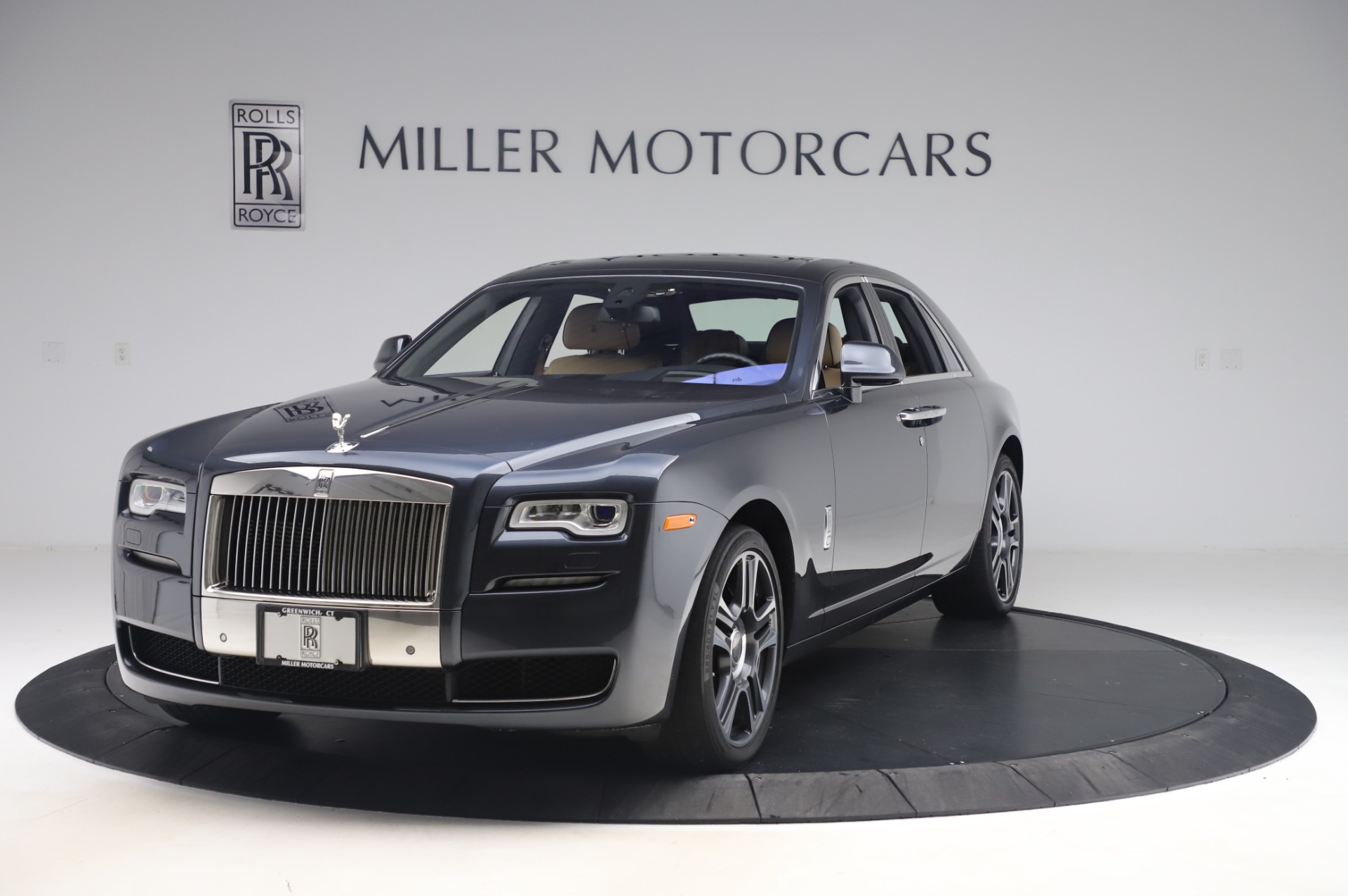 Used 2016 Rolls-Royce Ghost for sale Sold at Alfa Romeo of Greenwich in Greenwich CT 06830 1