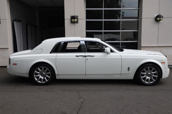 Used 2014 Rolls-Royce Phantom for sale Sold at Alfa Romeo of Greenwich in Greenwich CT 06830 6