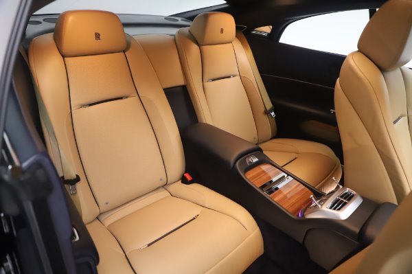 Used 2015 Rolls-Royce Wraith for sale Sold at Alfa Romeo of Greenwich in Greenwich CT 06830 14