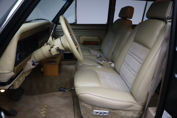 Used 1991 Jeep Grand Wagoneer for sale Sold at Alfa Romeo of Greenwich in Greenwich CT 06830 13