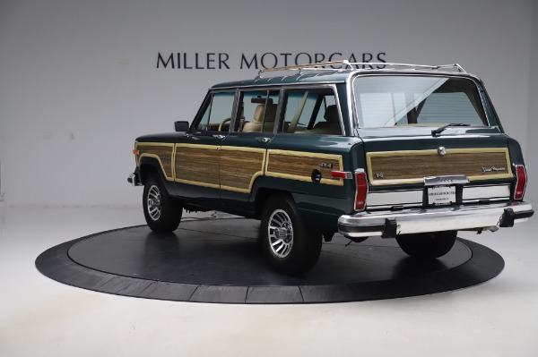 Used 1991 Jeep Grand Wagoneer for sale Sold at Alfa Romeo of Greenwich in Greenwich CT 06830 5