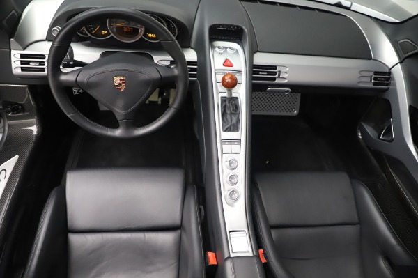 Used 2005 Porsche Carrera GT for sale Sold at Alfa Romeo of Greenwich in Greenwich CT 06830 24