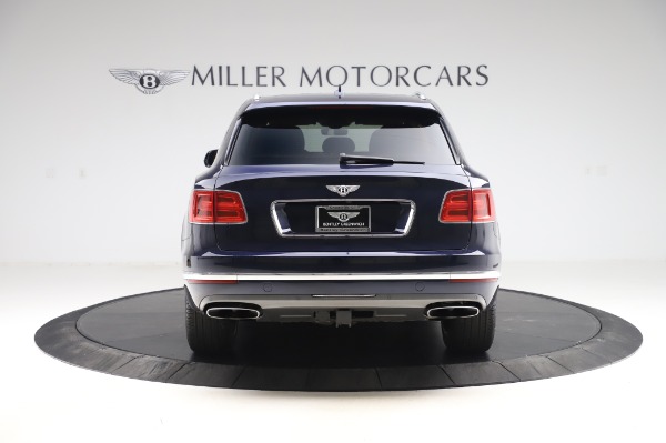 Used 2018 Bentley Bentayga W12 Signature Edition for sale Sold at Alfa Romeo of Greenwich in Greenwich CT 06830 6