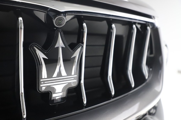 New 2020 Maserati Levante S Q4 GranLusso for sale Sold at Alfa Romeo of Greenwich in Greenwich CT 06830 13