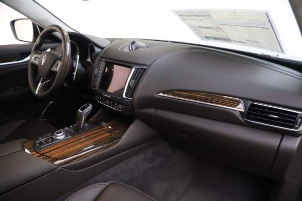 New 2020 Maserati Levante S Q4 GranLusso for sale Sold at Alfa Romeo of Greenwich in Greenwich CT 06830 27
