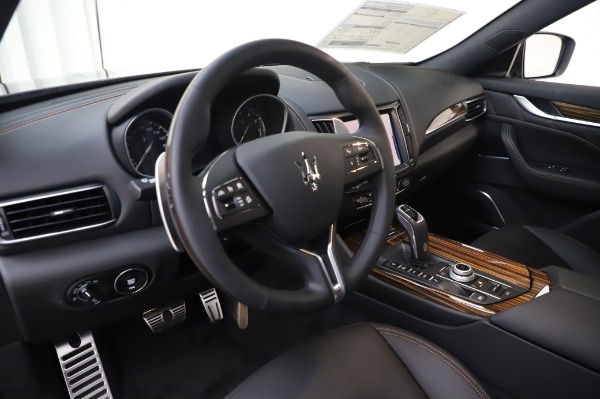 New 2020 Maserati Levante Q4 GranLusso for sale Sold at Alfa Romeo of Greenwich in Greenwich CT 06830 16