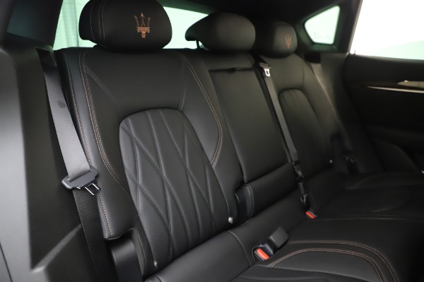 New 2020 Maserati Levante Q4 GranLusso for sale Sold at Alfa Romeo of Greenwich in Greenwich CT 06830 25