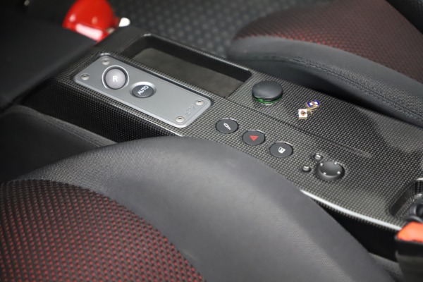 Used 2009 Ferrari 430 Scuderia Spider 16M for sale $319,900 at Alfa Romeo of Greenwich in Greenwich CT 06830 17