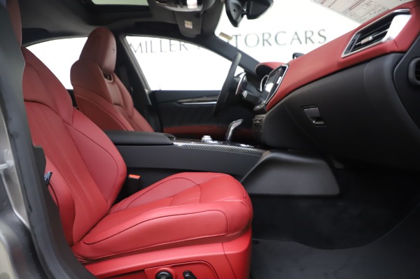 New 2020 Maserati Ghibli S Q4 GranSport for sale Sold at Alfa Romeo of Greenwich in Greenwich CT 06830 23