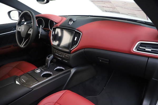 New 2020 Maserati Ghibli S Q4 GranSport for sale Sold at Alfa Romeo of Greenwich in Greenwich CT 06830 24