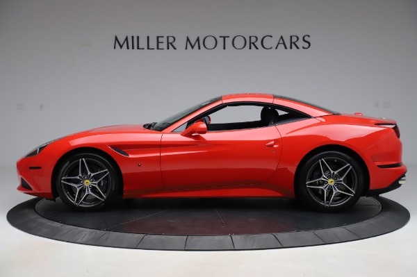 Used 2017 Ferrari California T for sale $165,900 at Alfa Romeo of Greenwich in Greenwich CT 06830 14