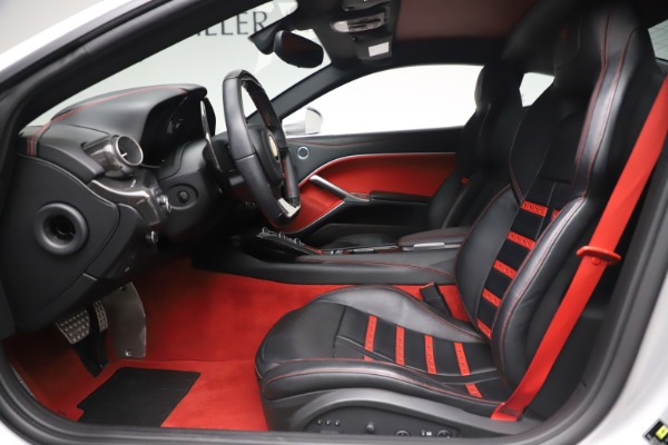 Used 2015 Ferrari F12 Berlinetta for sale $235,900 at Alfa Romeo of Greenwich in Greenwich CT 06830 14