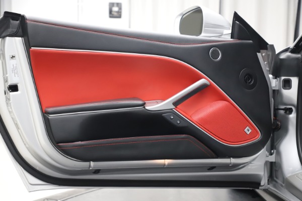 Used 2015 Ferrari F12 Berlinetta for sale $235,900 at Alfa Romeo of Greenwich in Greenwich CT 06830 16