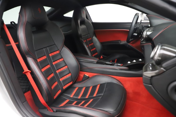 Used 2015 Ferrari F12 Berlinetta for sale $235,900 at Alfa Romeo of Greenwich in Greenwich CT 06830 19