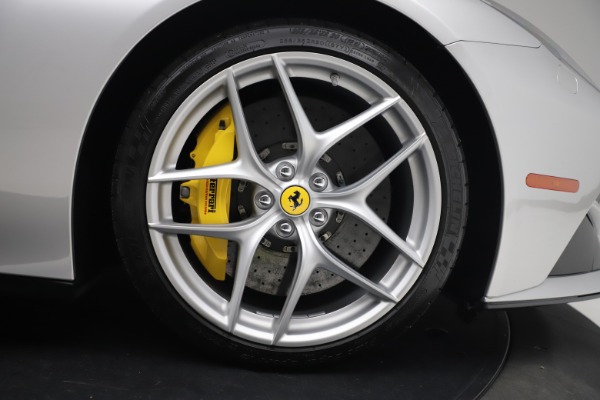 Used 2015 Ferrari F12 Berlinetta for sale $235,900 at Alfa Romeo of Greenwich in Greenwich CT 06830 25