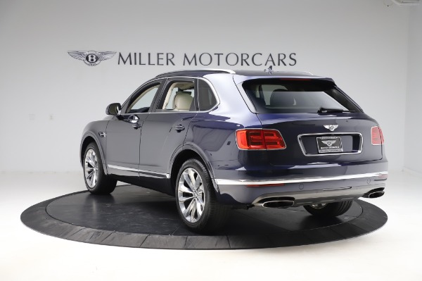 Used 2017 Bentley Bentayga W12 for sale Sold at Alfa Romeo of Greenwich in Greenwich CT 06830 5