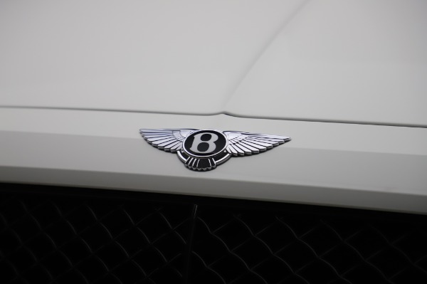 Used 2018 Bentley Bentayga Black Edition for sale Sold at Alfa Romeo of Greenwich in Greenwich CT 06830 14