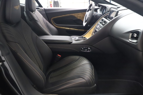 Used 2017 Aston Martin DB11 V12 Coupe for sale $149,900 at Alfa Romeo of Greenwich in Greenwich CT 06830 22