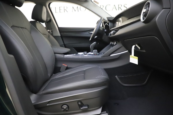 New 2020 Alfa Romeo Stelvio Sport Q4 for sale Sold at Alfa Romeo of Greenwich in Greenwich CT 06830 24