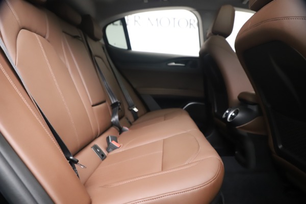New 2020 Alfa Romeo Stelvio Q4 for sale $49,045 at Alfa Romeo of Greenwich in Greenwich CT 06830 26