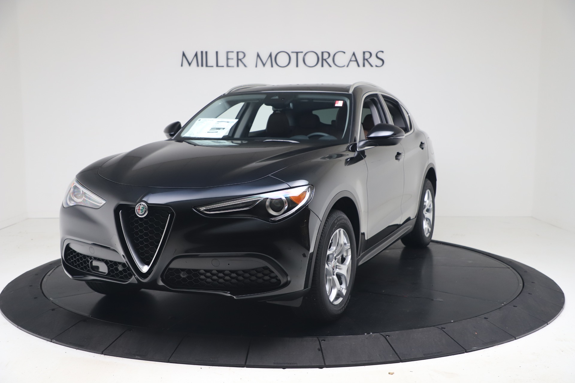 New 2020 Alfa Romeo Stelvio Q4 for sale $49,045 at Alfa Romeo of Greenwich in Greenwich CT 06830 1