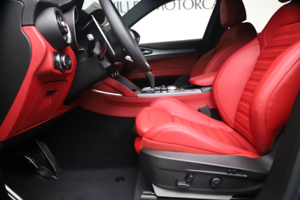 New 2020 Alfa Romeo Stelvio Ti Sport Q4 for sale $56,145 at Alfa Romeo of Greenwich in Greenwich CT 06830 14