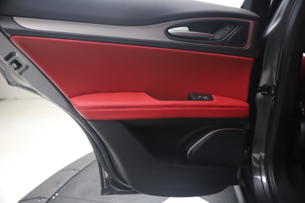 New 2020 Alfa Romeo Stelvio Ti Sport Q4 for sale $56,145 at Alfa Romeo of Greenwich in Greenwich CT 06830 21