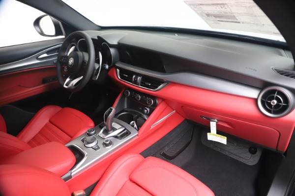 New 2020 Alfa Romeo Stelvio Ti Sport Q4 for sale $56,145 at Alfa Romeo of Greenwich in Greenwich CT 06830 24