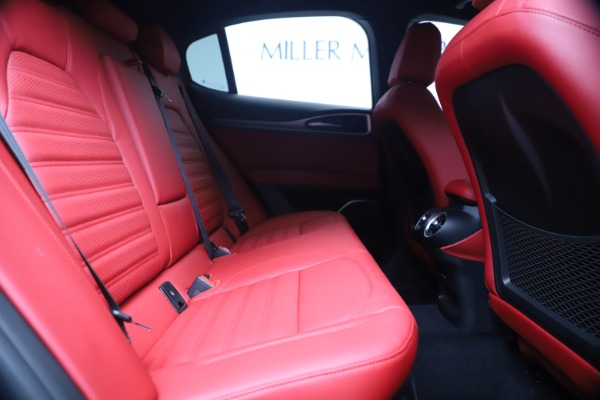 New 2020 Alfa Romeo Stelvio Ti Sport Q4 for sale $56,145 at Alfa Romeo of Greenwich in Greenwich CT 06830 27