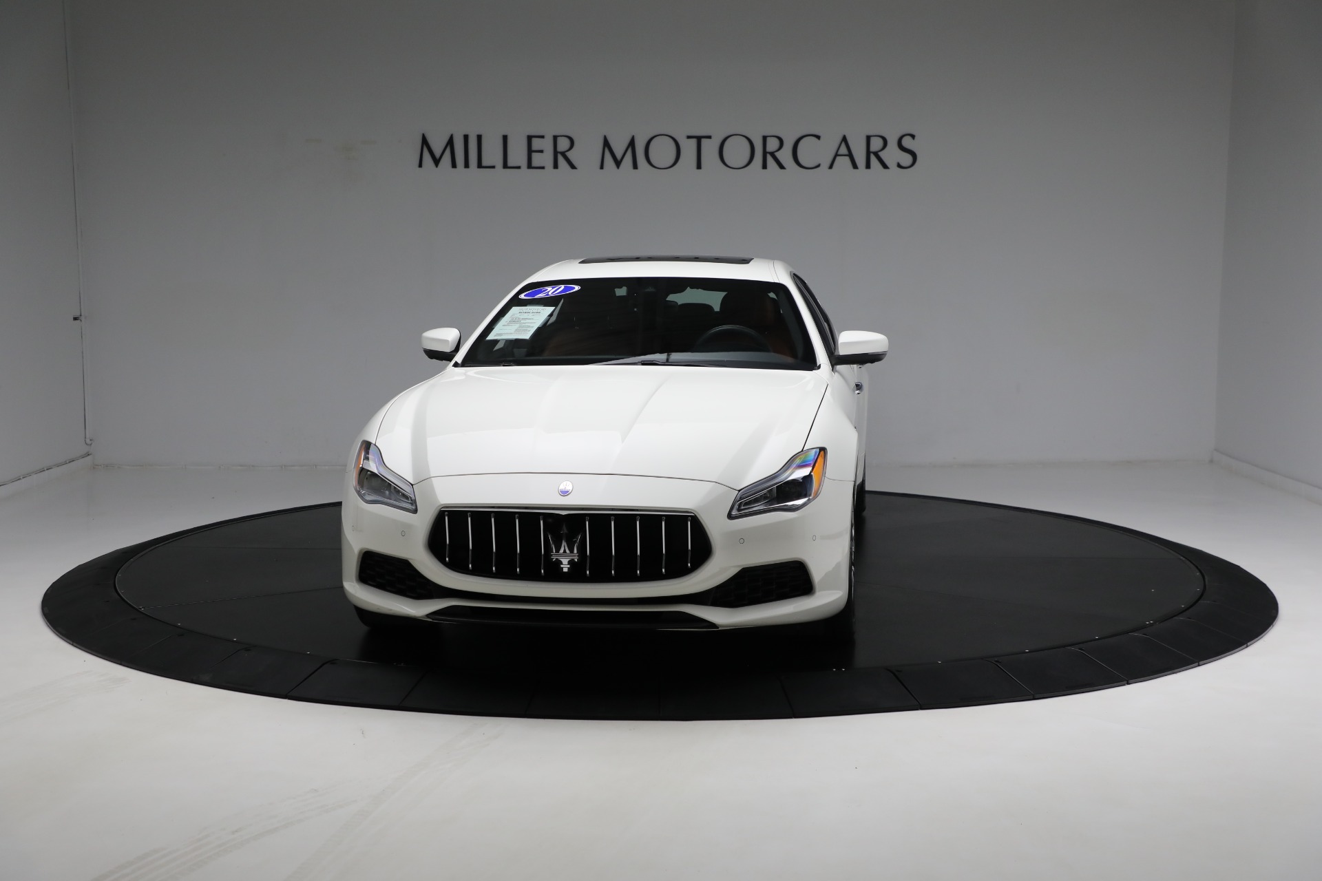 New 2020 Maserati Quattroporte S Q4 for sale $109,895 at Alfa Romeo of Greenwich in Greenwich CT 06830 1