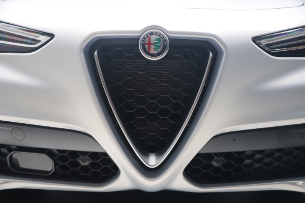 New 2020 Alfa Romeo Stelvio Q4 for sale $49,795 at Alfa Romeo of Greenwich in Greenwich CT 06830 13