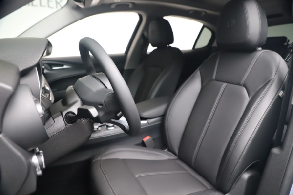 New 2020 Alfa Romeo Stelvio Q4 for sale $49,795 at Alfa Romeo of Greenwich in Greenwich CT 06830 15