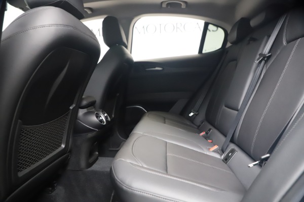 New 2020 Alfa Romeo Stelvio Q4 for sale $49,795 at Alfa Romeo of Greenwich in Greenwich CT 06830 20