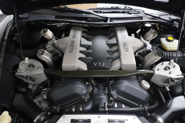Used 2003 Aston Martin V12 Vanquish Coupe for sale $79,900 at Alfa Romeo of Greenwich in Greenwich CT 06830 22