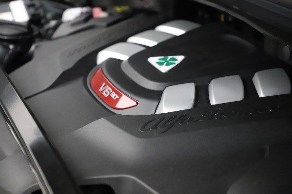 New 2020 Alfa Romeo Stelvio Quadrifoglio for sale $89,145 at Alfa Romeo of Greenwich in Greenwich CT 06830 21