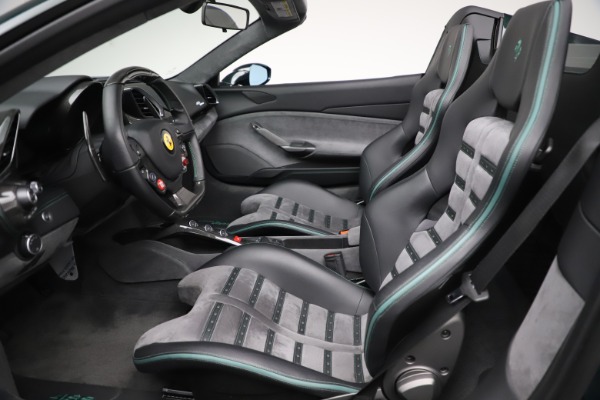 Used 2019 Ferrari 488 Spider Base for sale $329,900 at Alfa Romeo of Greenwich in Greenwich CT 06830 20