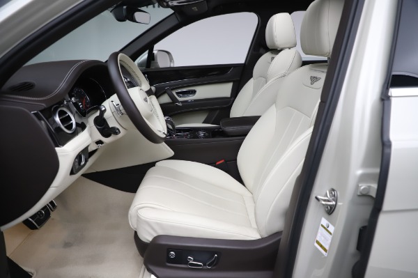 Used 2018 Bentley Bentayga Onyx Edition for sale Call for price at Alfa Romeo of Greenwich in Greenwich CT 06830 18