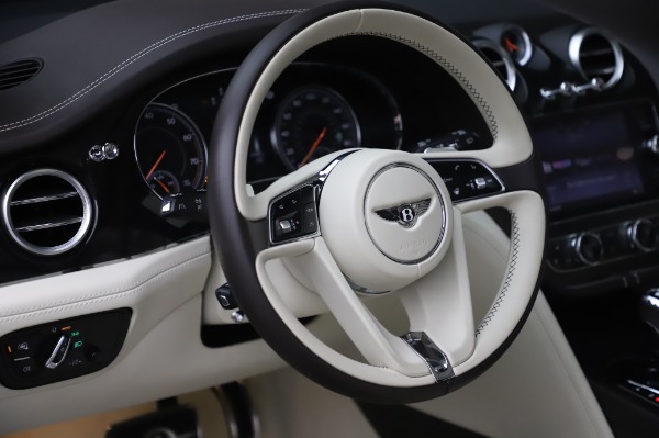 Used 2018 Bentley Bentayga Onyx Edition for sale Call for price at Alfa Romeo of Greenwich in Greenwich CT 06830 21