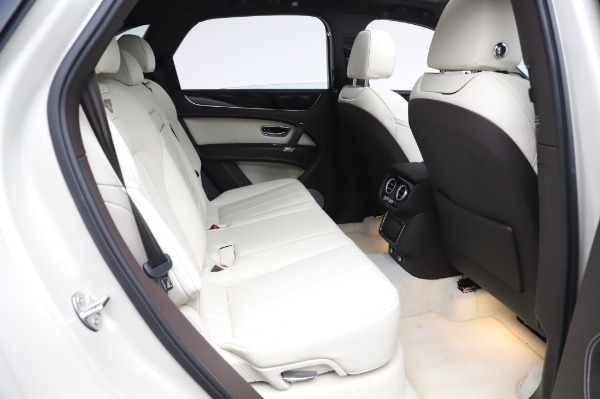 Used 2018 Bentley Bentayga Onyx Edition for sale Call for price at Alfa Romeo of Greenwich in Greenwich CT 06830 26