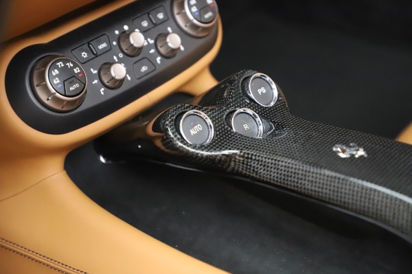 Used 2014 Ferrari California 30 for sale Sold at Alfa Romeo of Greenwich in Greenwich CT 06830 28