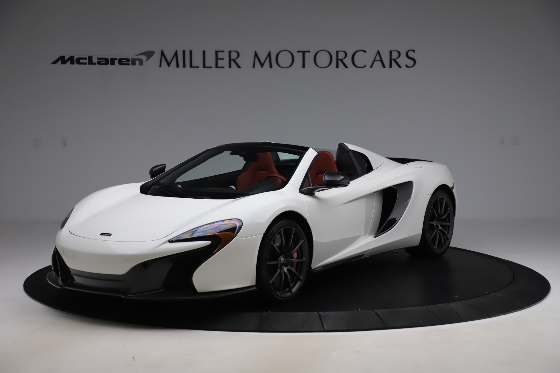 Used 2016 McLaren 650S Spider for sale Sold at Alfa Romeo of Greenwich in Greenwich CT 06830 1