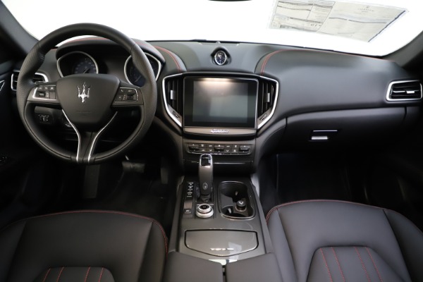 New 2020 Maserati Ghibli S Q4 for sale Sold at Alfa Romeo of Greenwich in Greenwich CT 06830 16