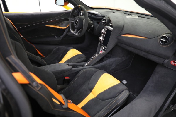 Used 2021 McLaren 720S LM Edition for sale $369,900 at Alfa Romeo of Greenwich in Greenwich CT 06830 24
