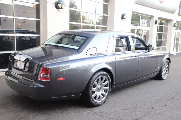 Used 2014 Rolls-Royce Phantom for sale Sold at Alfa Romeo of Greenwich in Greenwich CT 06830 12