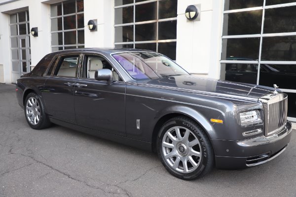 Used 2014 Rolls-Royce Phantom for sale Sold at Alfa Romeo of Greenwich in Greenwich CT 06830 13