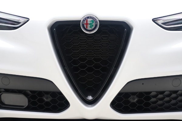New 2020 Alfa Romeo Stelvio Ti Sport Q4 for sale Sold at Alfa Romeo of Greenwich in Greenwich CT 06830 13
