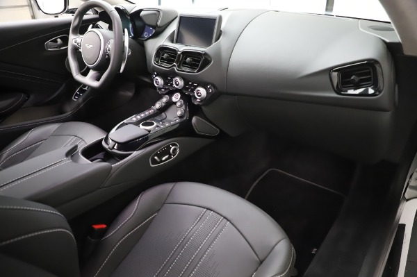 Used 2020 Aston Martin Vantage Coupe for sale $149,800 at Alfa Romeo of Greenwich in Greenwich CT 06830 17