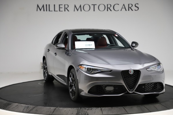 New 2020 Alfa Romeo Giulia Ti Sport Q4 for sale Sold at Alfa Romeo of Greenwich in Greenwich CT 06830 11