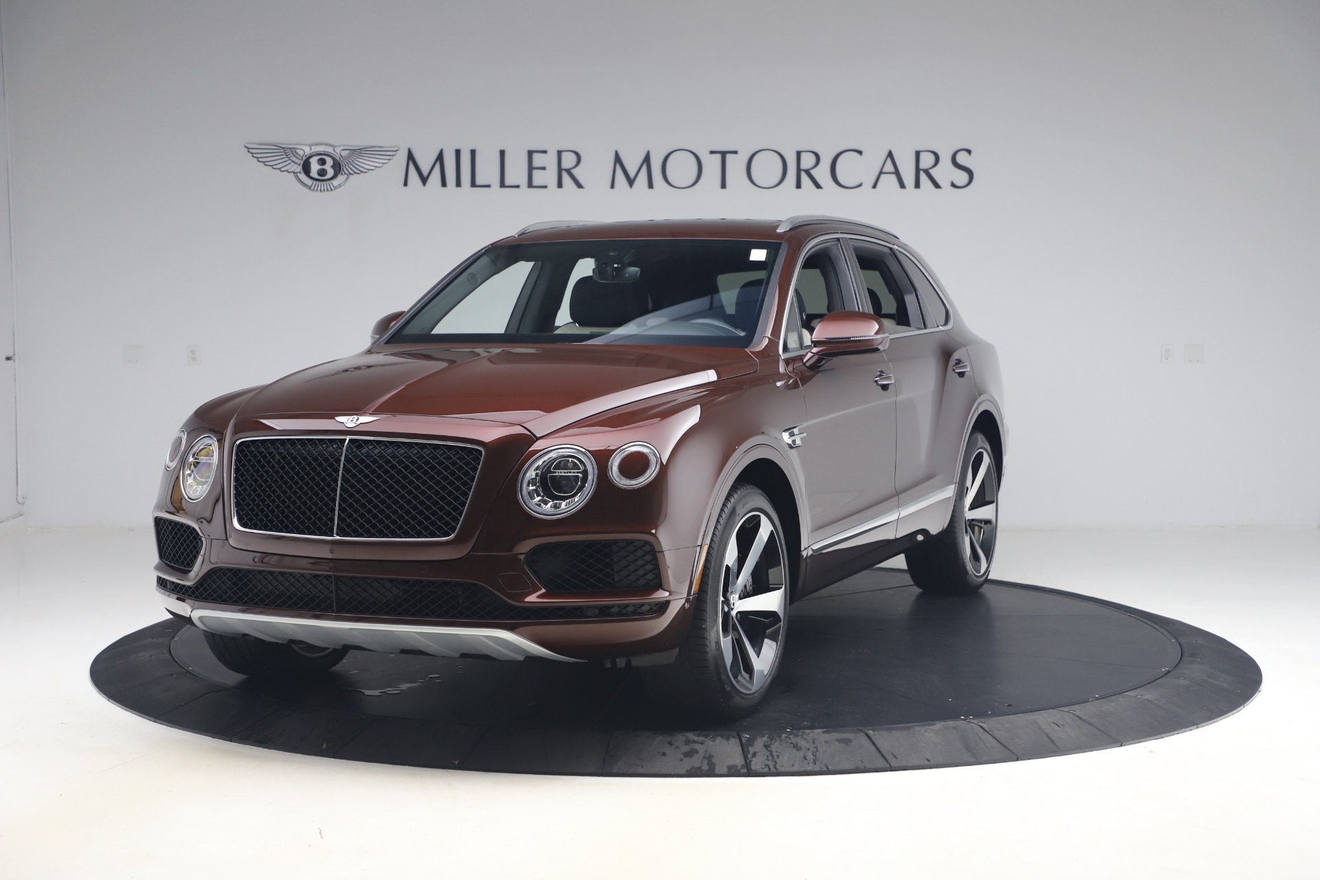 Used 2020 Bentley Bentayga V8 for sale Sold at Alfa Romeo of Greenwich in Greenwich CT 06830 1