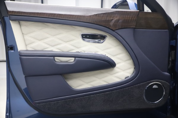 Used 2020 Bentley Mulsanne Speed for sale $279,900 at Alfa Romeo of Greenwich in Greenwich CT 06830 16